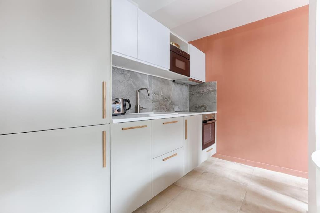 Mykeypers - Chic & Elegant Flat 2Br/6P- Republique Apartment ปารีส ภายนอก รูปภาพ